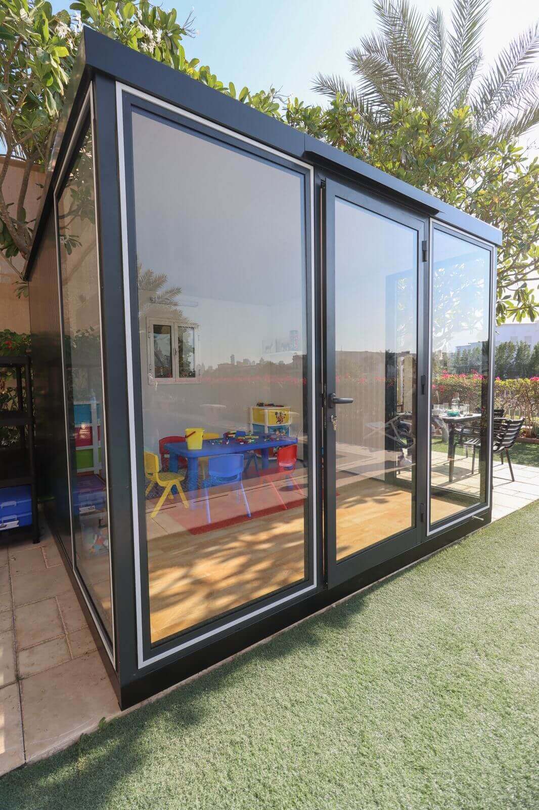Duramax 10' x 10' Garden Glass Room 32001Duramax 10' x 10' Insulated Garden Glass Room Building 32001
