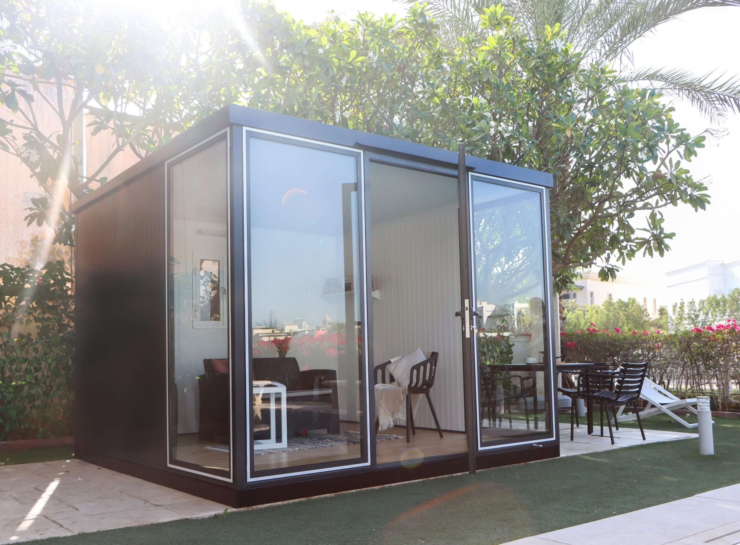 Duramax 10' x 10' Insulated Garden Glass Room Building 32001