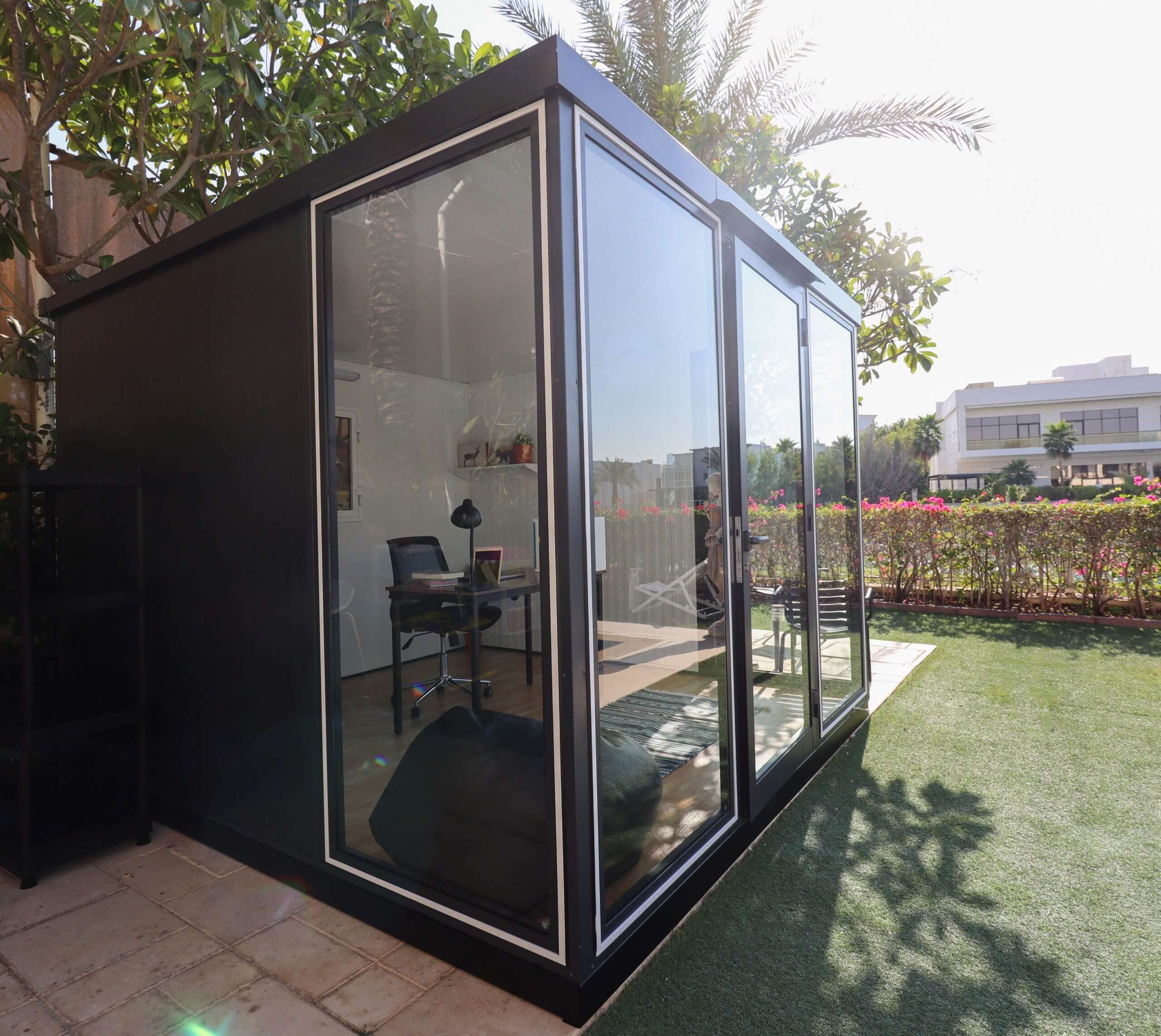 Duramax 10' x 10' Insulated Garden Glass Room Building 32001 side view doors closed